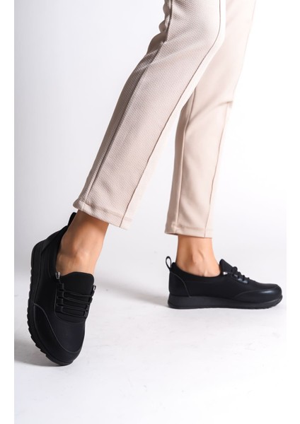 Vıolet Bağcıklı Lastikli Ortopedik Rahat Taban Cilt Detaylı Klasik Kadın Babet Anne Ayakkabısı Cst - Siyah