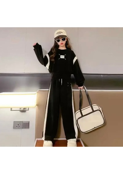 Özel Tasarım Şerit Dikiş Detaylı 3 Iplik Kışlık Ispanyol Paça Luxury Kız Çocuk Eşofman Takımı fiyatları