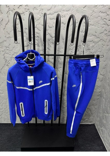 Tech Fleece Reflektörlü Eşofman Takımı modelleri