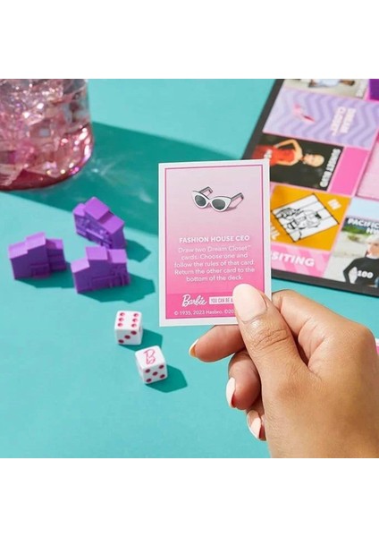 G0038 Monopoly Barbie