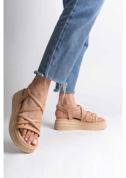 Bella Lastikli Şerit Detaylı Ortopedik Taban Kadın Sandalet Ctt - Ten