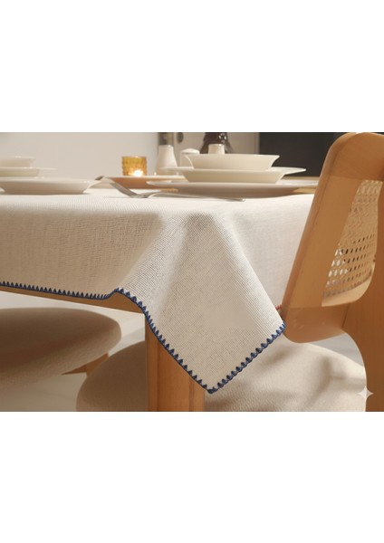 Etamin Işlemelik Masa Örtüsü