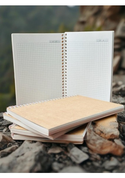 Kareli Defter 14,8X21 cm | Göz Yormayan Geri Dönüşüm Kağıdı | 140 Sayfa