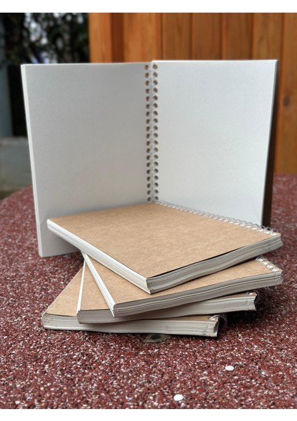 Çizgisiz Defter 14,8X21CM | Göz Yormayan Geri Dönüşüm Kağıtlı | 70 Yaprak / 140 Sayfa