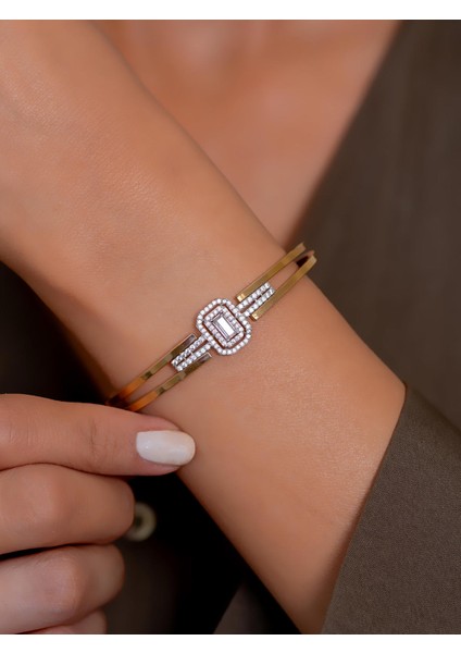 14 Ayar Altın Baget Taşlı Kelepçe Bilezik