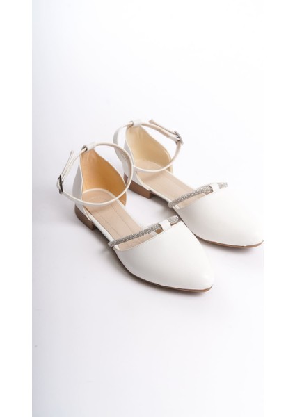 Monıca Tokalı Ortopedik Rahat Taban Taş Detaylı Kadın Babet Ayakkabı Ckt - Beyaz fırsatları