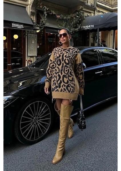 Leopar Desenli Yırtık Detaylı Kazak 1344 fiyatları