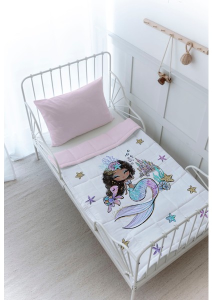 Organik Baskılı Montessori (100X200 Cm) Yorgan Seti - Iconic Serisi - Brunette Mermaid