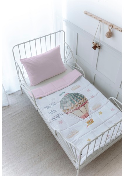 Organik Baskılı Bebek (100X150 Cm) Yorgan Seti - Iconic Serisi - Pembe Uçan Balon