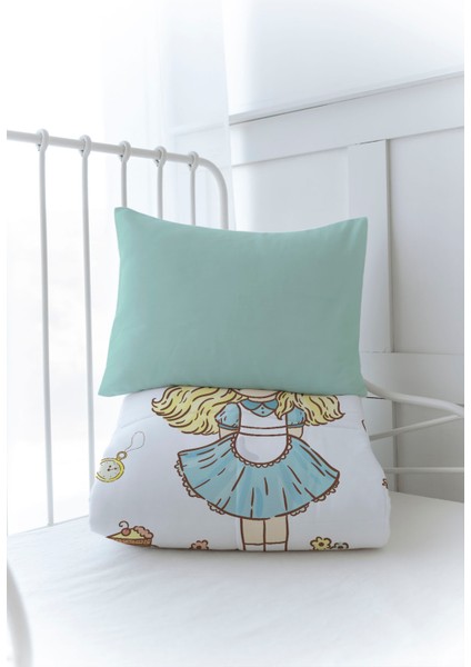 Organik Baskılı Bebek (100X150 Cm) Yorgan Seti - Iconic Serisi - Alice's Party modelleri