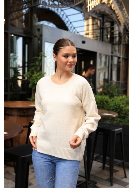 Latmos Düz Triko Kazak- Beyaz fırsatları