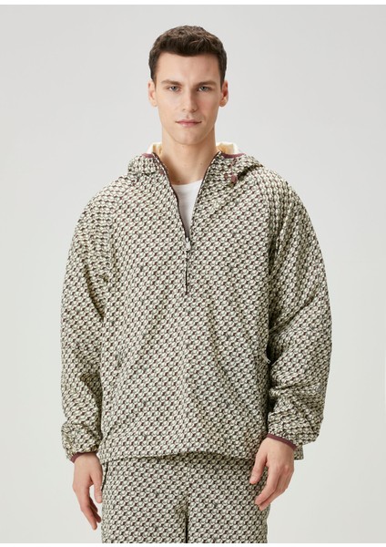 Çok Renkli Monogram Desenli Yağmurluk