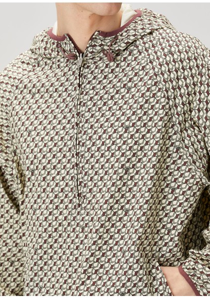 Çok Renkli Monogram Desenli Yağmurluk indirimleri