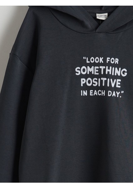 Yeni Sezon Kapüşonlu Baskılı Erkek Çocuk Sweatshirt modelleri