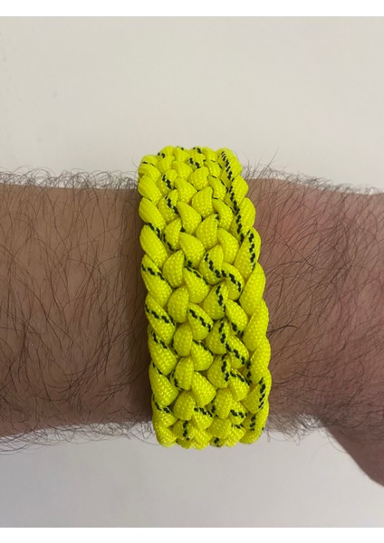 Sarı Üstü Siyah Noktalı Geniş Örgü Paracord Bileklik fırsatları