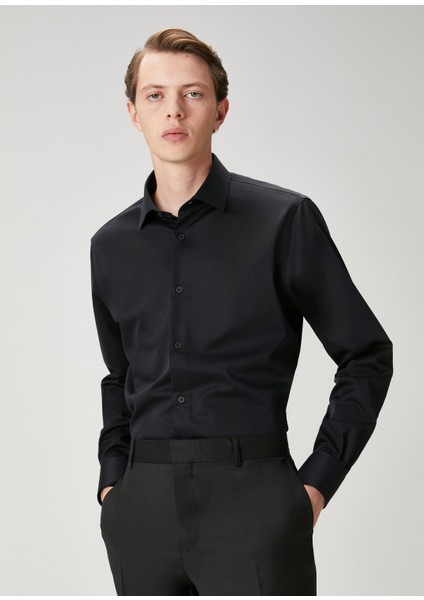 Custom Fit Siyah Non-Iron Gömlek fırsatları
