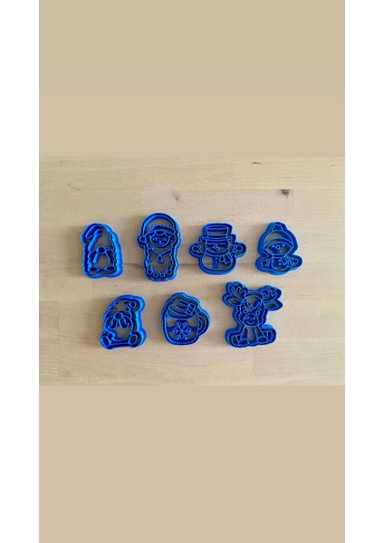 7’li Yılbaşı Temalı Kurabiye Kalıbı Seti – Noel ve Yeni Yıl Figürl modelleri