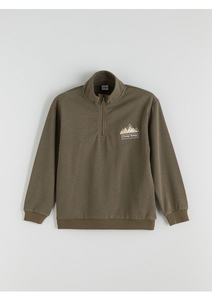 Yeni Sezon Dik Yaka Erkek Çocuk Sweatshirt modelleri