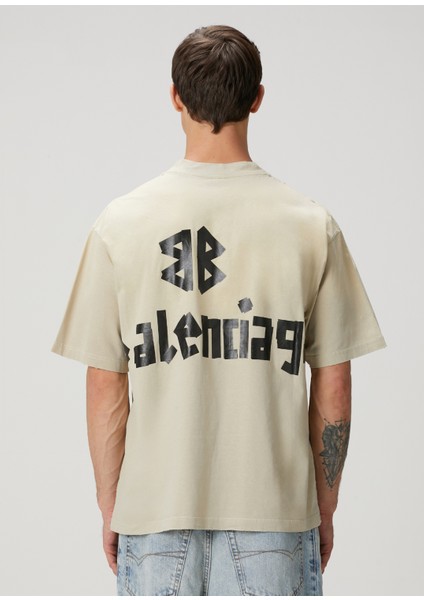 Bej Logo Baskılı T-Shirt fırsatları