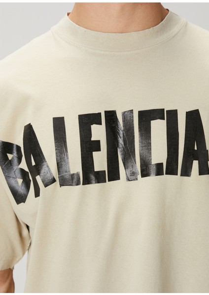 Bej Logo Baskılı T-Shirt indirimleri