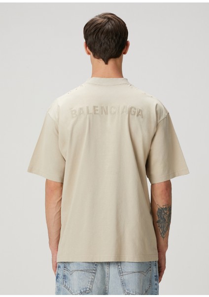 Bej Logo Nakışlı T-Shirt fırsatları