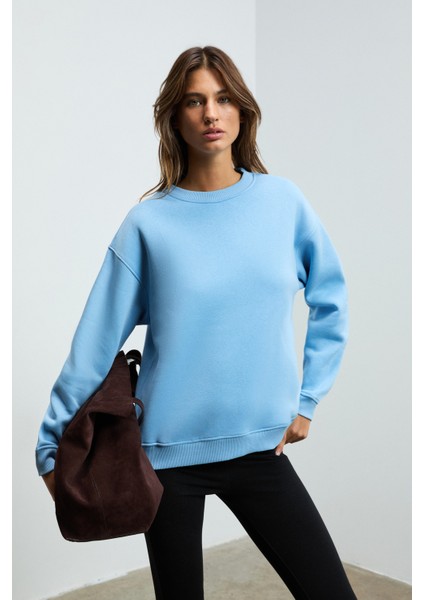 Susana Kadın Bisiklet Yaka Içi Polarlı Oversize Fit Basic Mavi Sweatshirt