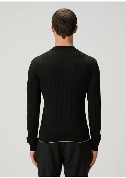 Siyah Ipek Kazak fırsatları