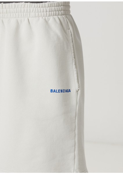 Beyaz Logo Nakışlı Bermuda fırsatları