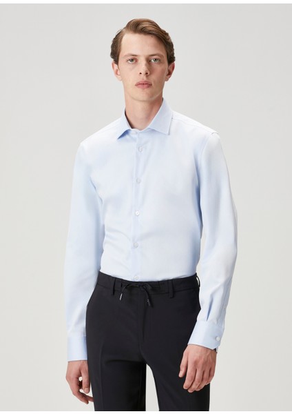 Slim Fit Açık Mavi Armürlü Non-Iron Gömlek fırsatları