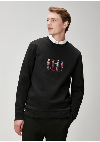 Siyah Figür Nakışlı Sweatshirt fiyatları