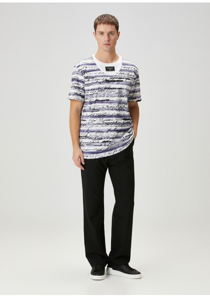 Lacivert Beyaz Yazı Baskılı T-Shirt fiyatları