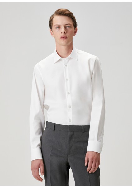 Comfort Fit Beyaz Non-Iron Twill Gömlek
