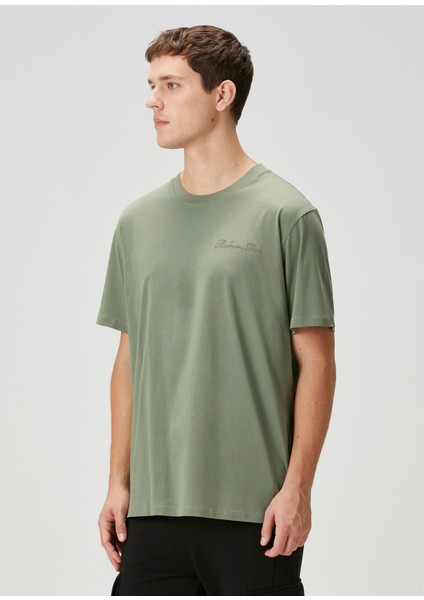 Haki Logo Nakışlı T-Shirt modelleri