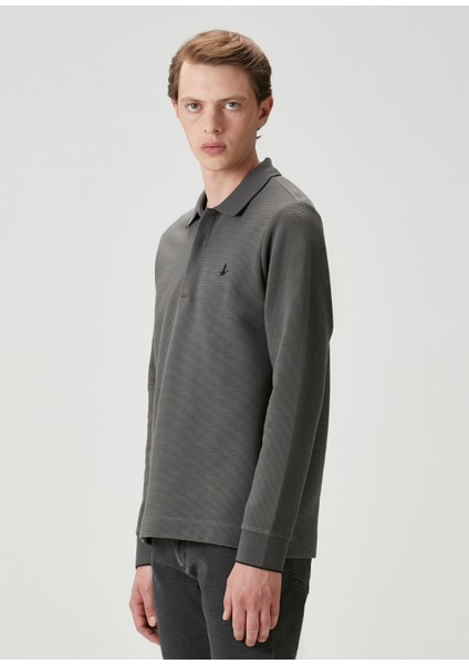 Comfort Fit Antrasit Polo Yaka Sweatshirt fırsatları