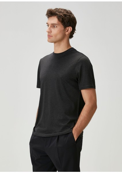Siyah Ipek Karışımlı T-Shirt fırsatları