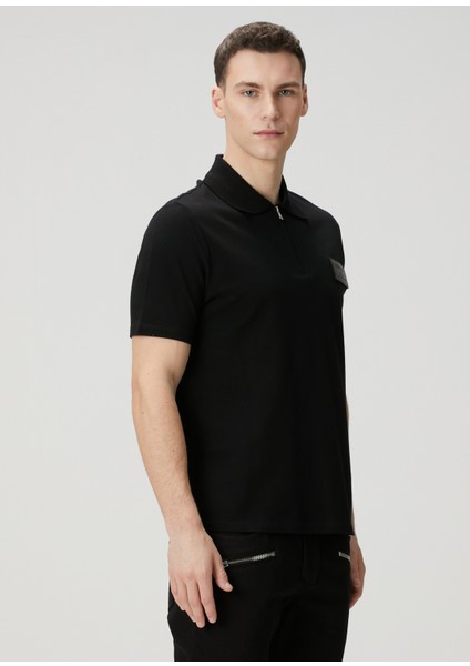 Siyah Polo Yaka Logo Detaylı T-Shirt modelleri