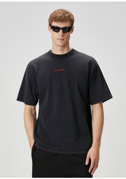 Medium Fit Siyah Logo Nakışlı T-Shirt