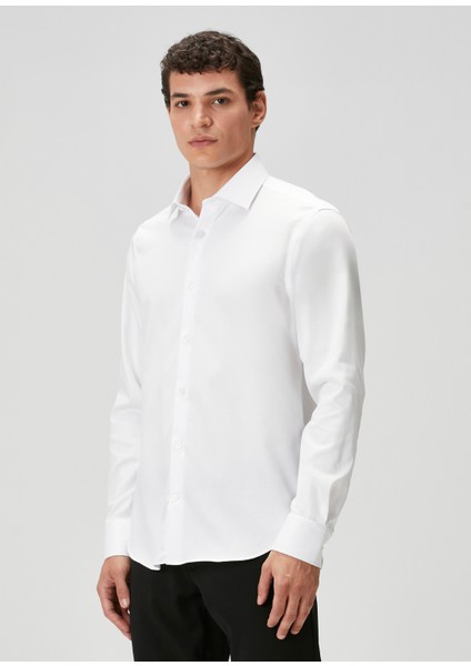 Slim Fit Beyaz Armürlü Non-Iron Gömlek fırsatları