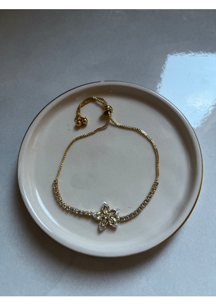 Çelik Bileklik Gold Bileklik Altın Renk Çiçekli Taş Detaylı Kadın Bileklik Taşlı Bileklik Çiçek Detaylı Kadın Bileklik, Altın Renk Çelik Takı Aksesuar Bileklik Kadın Bileklik modelleri