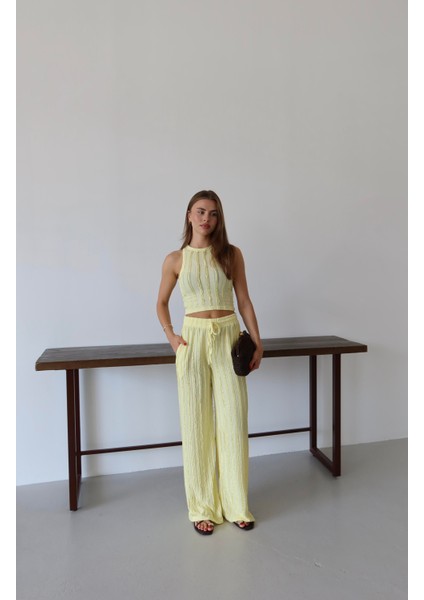 Dalga Dokulu Askılı Crop ve Beli Bağcıklı Pantolon Takım