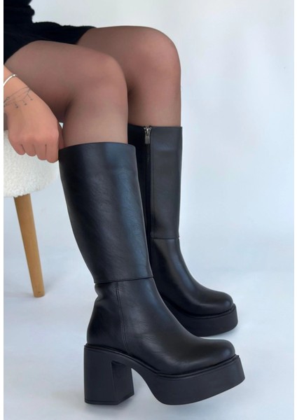 Disan Siyah Cilt Topuklu Çizme modelleri