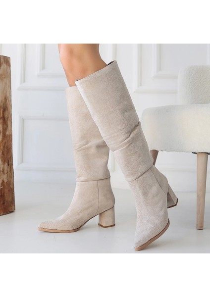 Pitay Bej Süet Topuklu Çizme fırsatları