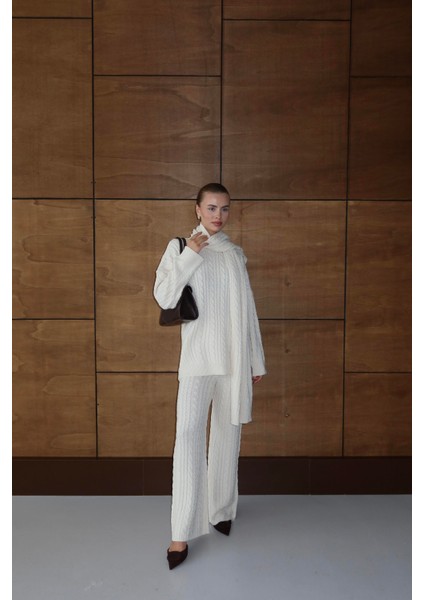 Atkılı Kablo Desenli Oversize Triko Takım modelleri