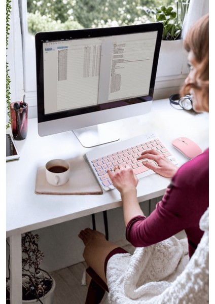 Büro Ev Ofis Bilgisayarı Için Pembe Rgb Işıklı Klavye Mouse Seti fiyatları