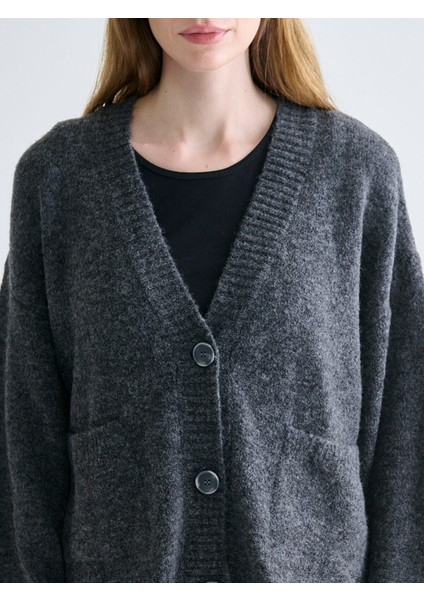 Yeni Sezon V Yaka Oversize Kadın Triko Hırka modelleri