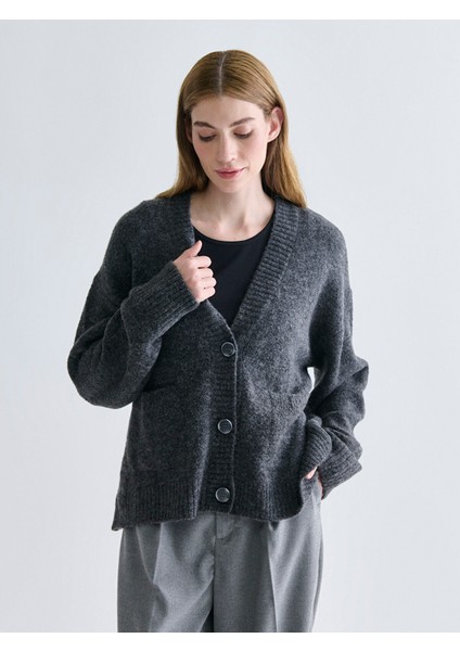 Yeni Sezon V Yaka Oversize Kadın Triko Hırka