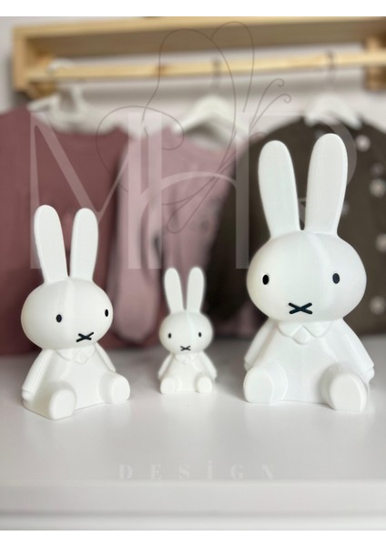 Beyaz Miffy Tavşan Gece Lambası, Orta Boy, Pilli, 18 Cm, Şık ve Rahatlatıcı Işık fırsatları