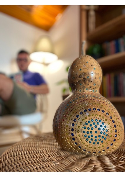 Kahverengi Su Kabağı Lamba, Doğal ve Şık Dekoratif Aydınlatma Seçeneği