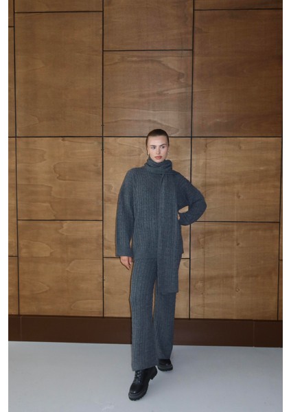 Atkılı Kablo Desenli Oversize Triko Takım modelleri