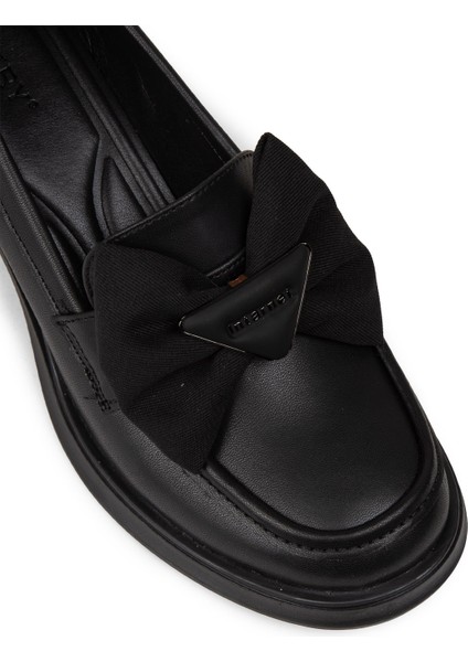 Kadın Siyah Fiyonk Detaylı Loafer Ayakkabı - K1465ZSYHC01 fırsatları